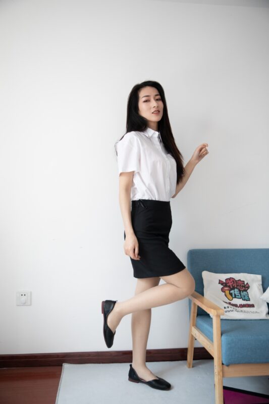 勿恋传媒 NO.885 小茶-夏末光年[153P/1V/3.86GB]-美图