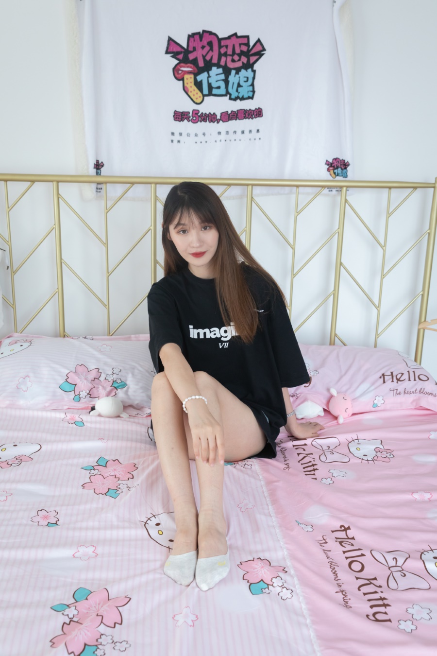 图片[1]-勿恋传媒 NO.896 琪琪-情遮风雨[158P/1V/3.73GB]-美图