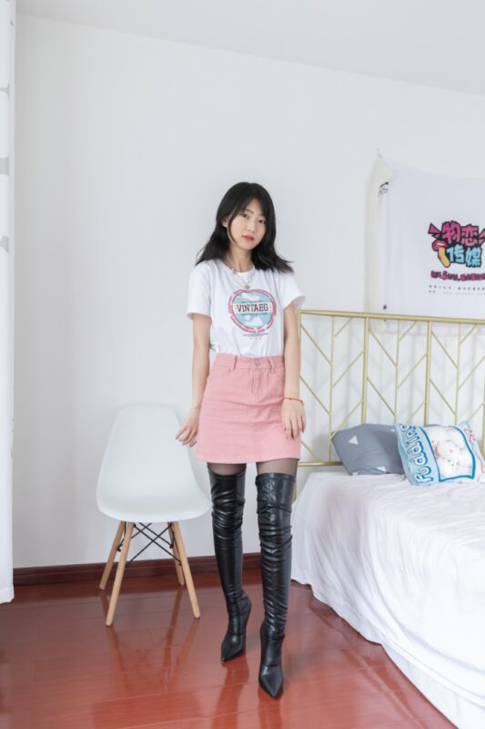 勿恋传媒 NO.858 小凌-韶华花雨[139P/1V/2.72GB]-美图