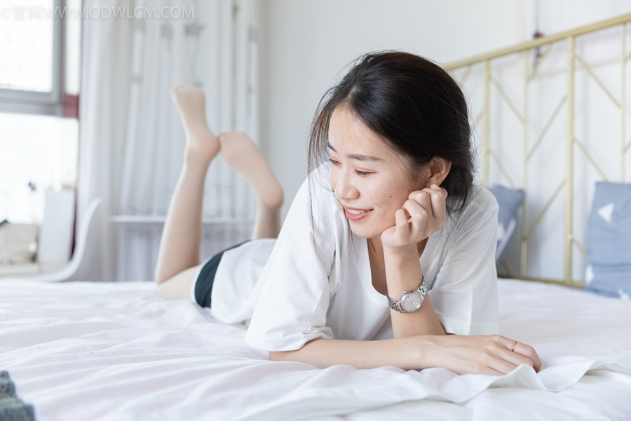 图片[3]-勿恋传媒 NO.858 小凌-韶华花雨[139P/1V/2.72GB]-美图