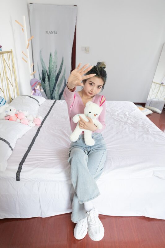 勿恋传媒 NO.873 念念-青涩过往[149P/1V/5.12GB]-美图