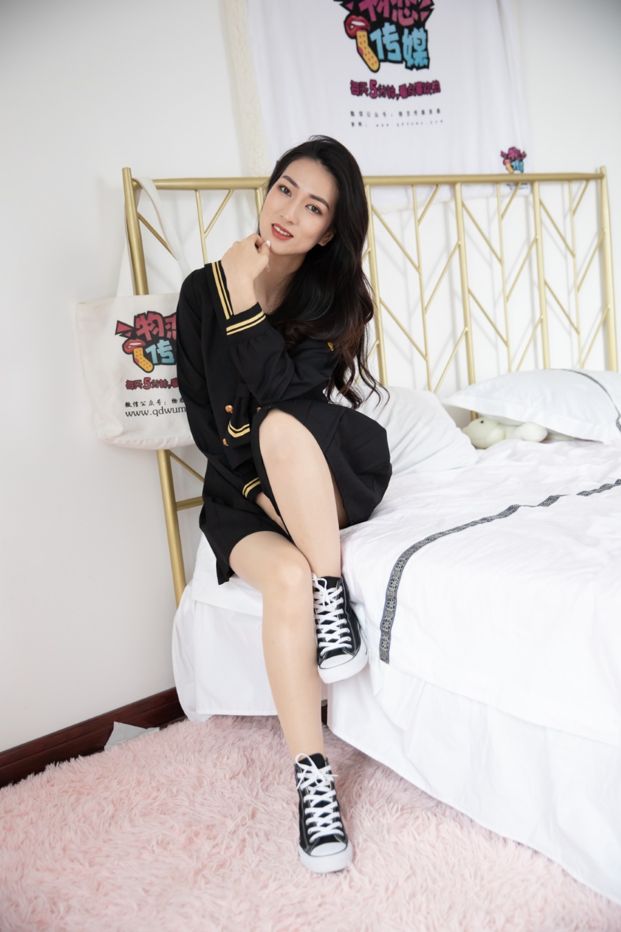 图片[1]-勿恋传媒 NO.844 小茶-夏日芬芳[154P/1V/3.53GB]-美图