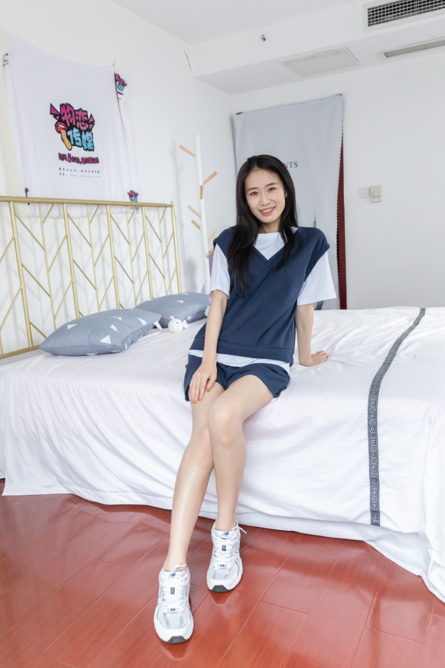 图片[1]-勿恋传媒 NO.857 菜菜-春花秋月何时了[148P/1V/2.83GB]-美图