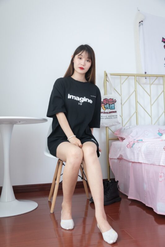 勿恋传媒 NO.807 困困-黑夜光明[141P/1V/3.20GB]-美图