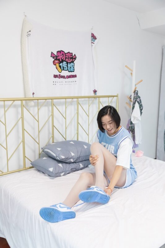 勿恋传媒 NO.808 岚岚-麦田里的守望者[149P/1V/3.53GB]-美图