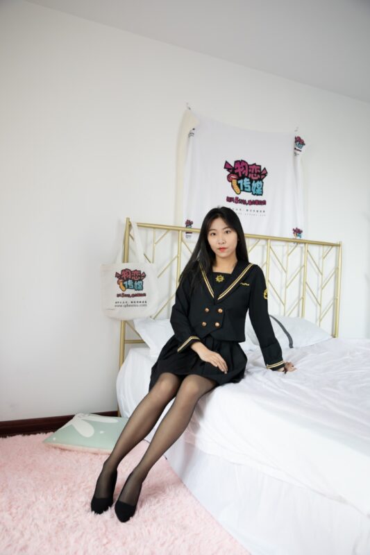 勿恋传媒 NO.817 elise-夏叶 高跟黑丝族底[147P/1V/3.57GB]-美图