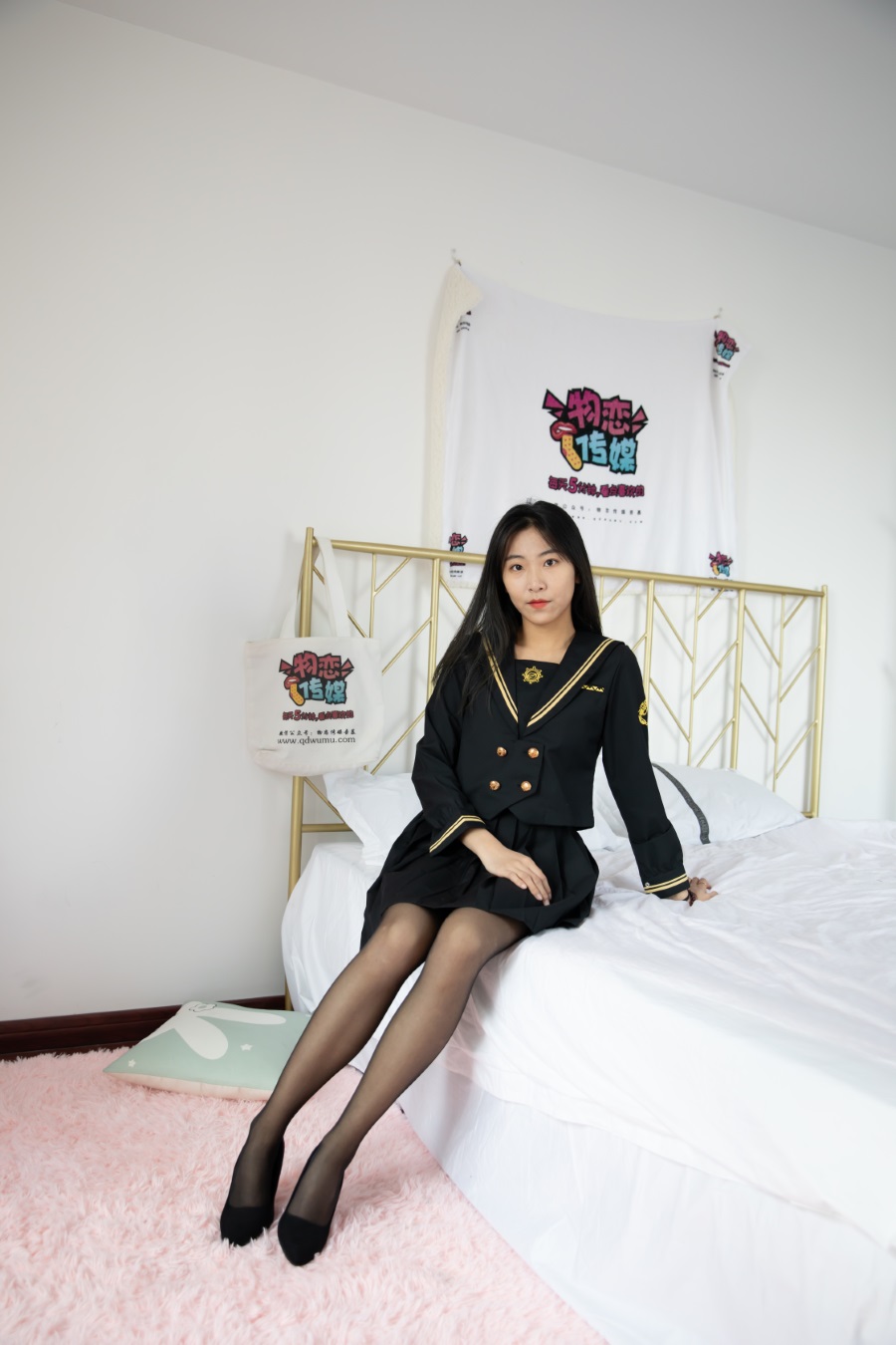 图片[1]-勿恋传媒 NO.817 elise-夏叶 高跟黑丝族底[147P/1V/3.57GB]-美图