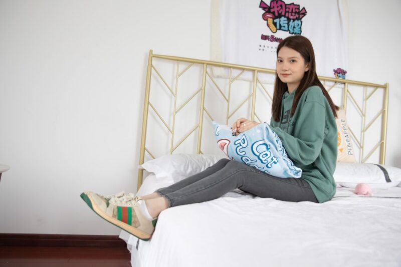 勿恋传媒 NO.785 想想-夜微醺[143P/1V/5.42GB]-美图