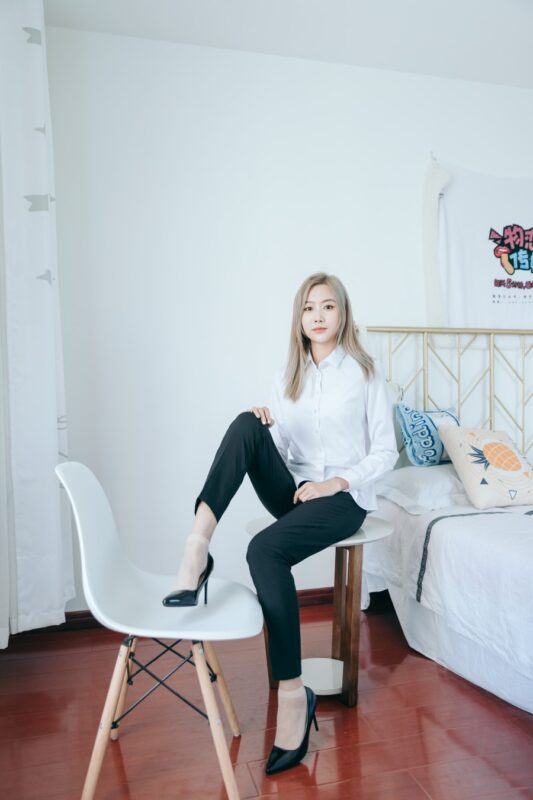 勿恋传媒 NO.770 小鹿-日暮流年[166P/1V/3.49GB]-美图