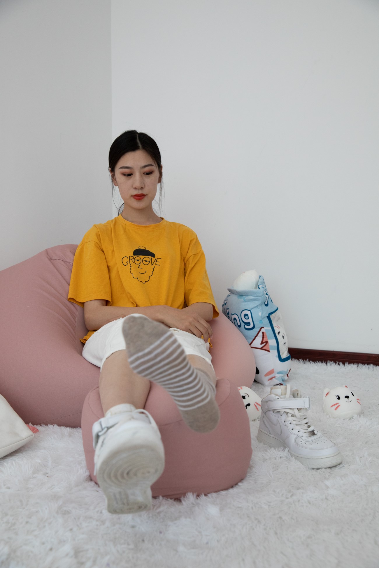 图片[2]-勿恋传媒 NO.700 苏镶-雨里的心[146P/1V/5.25GB]-美图