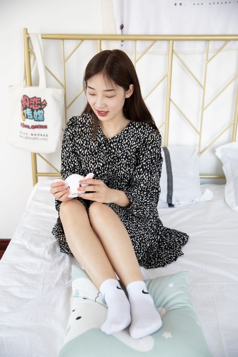 图片[2]-勿恋传媒 NO.709 温情-岁月神偷[152P/1V/4.05GB]-美图