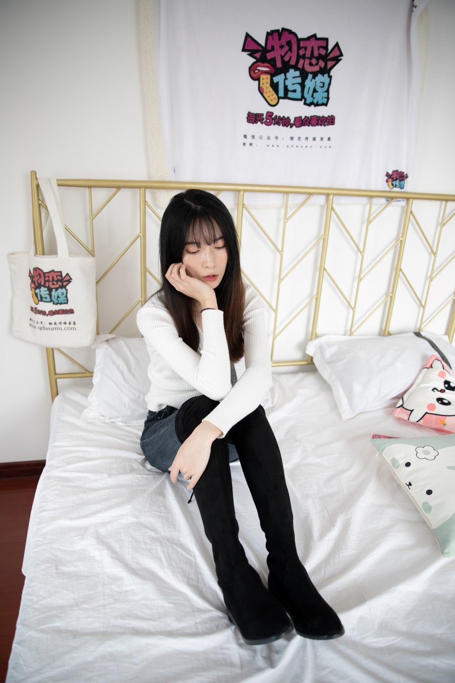 图片[2]-勿恋传媒 NO.713 猫耳-春里的诗[151P/1V/5.2GB]-美图