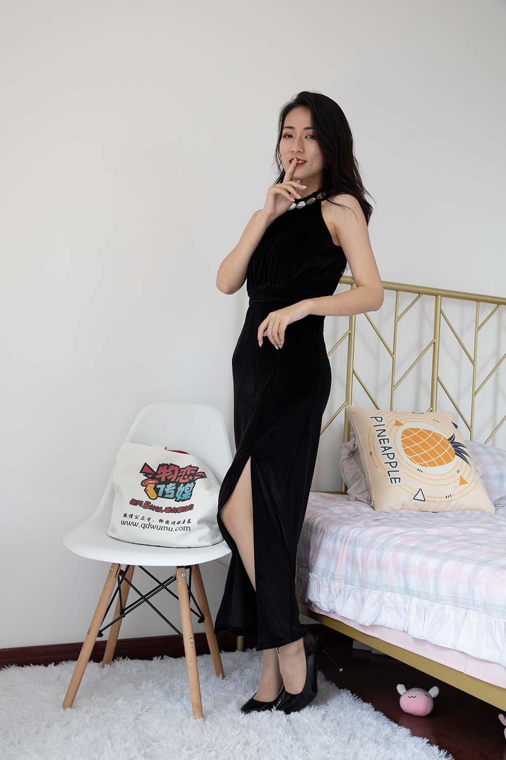 图片[2]-勿恋传媒 NO.682 小茶-星耀一瞬 [145P/1V/3.49G]-美图