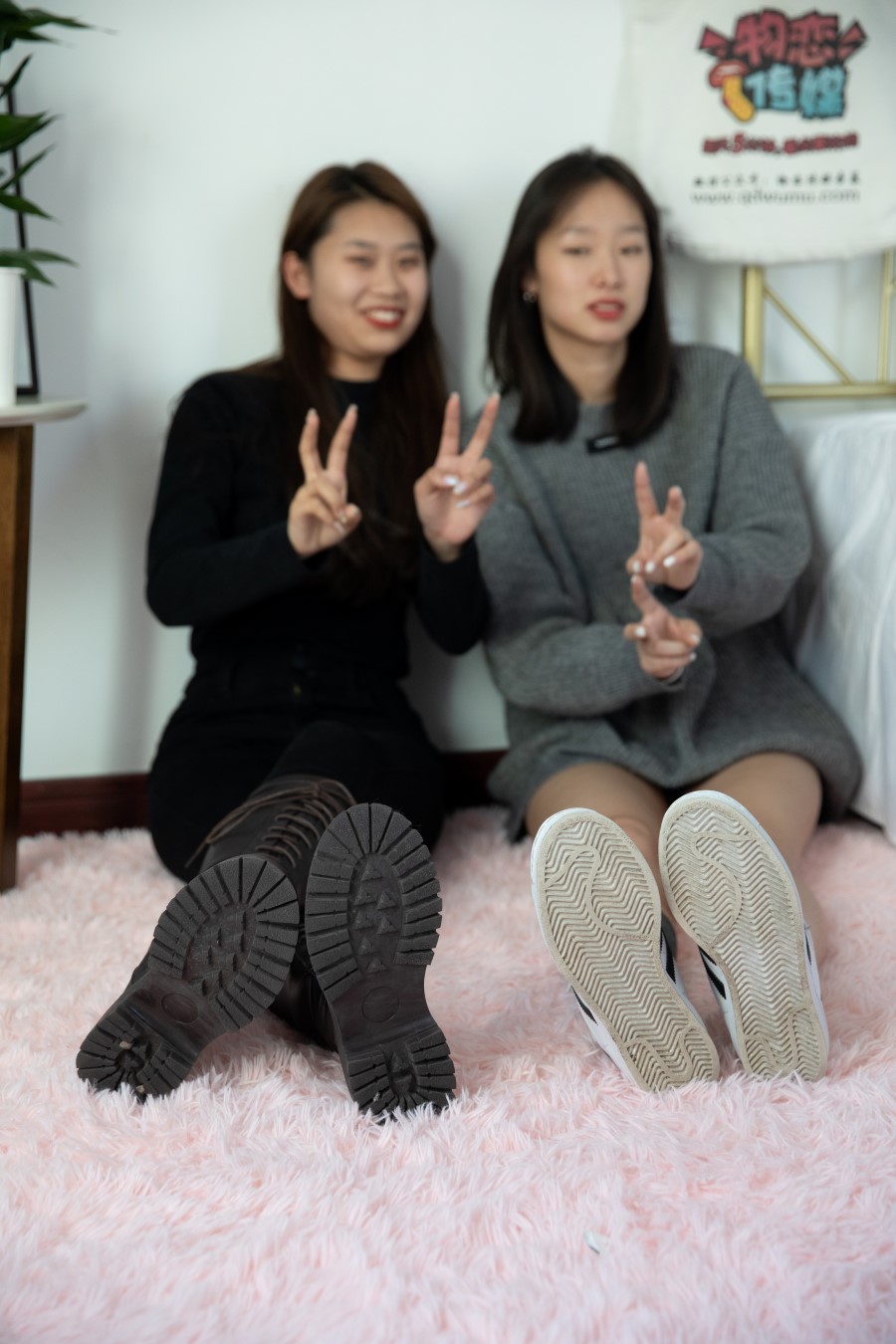 图片[2]-勿恋传媒 NO.696 闺蜜-玉兰露珠[163P/1V/5.27GB]-美图