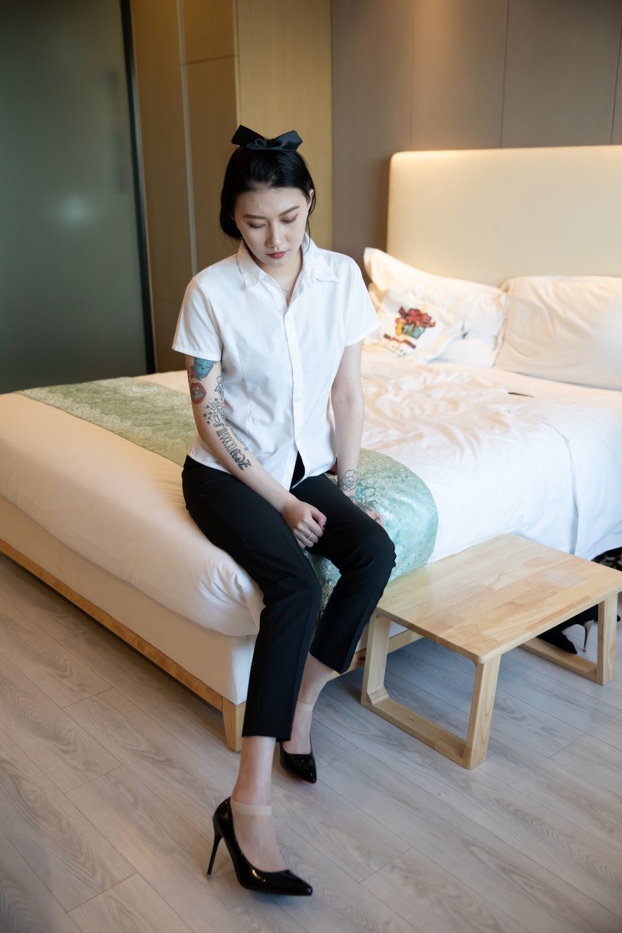 图片[1]-勿恋传媒 NO.697 兔兔-剪花伊人[177P/1V/4.58GB]-美图