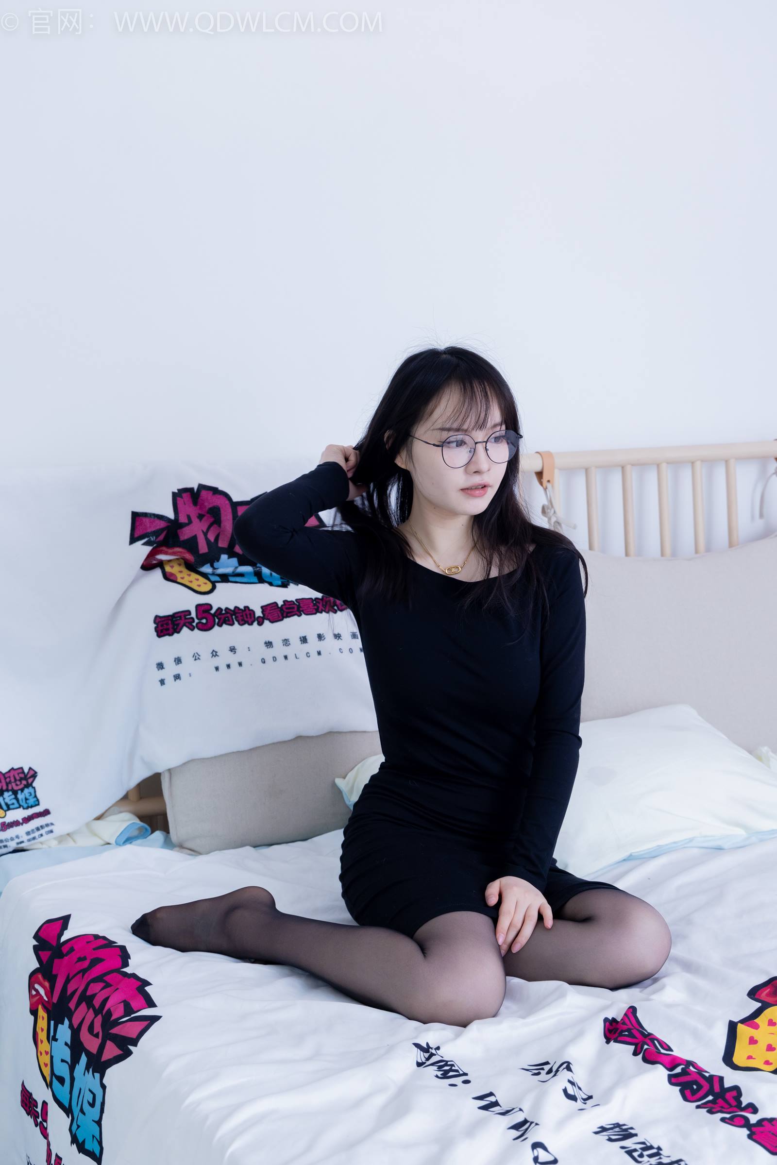 图片[2]-勿恋传媒 NO.1825 小酒-一帘幽梦[220P/1V/7.06GB]-美图