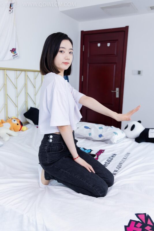 勿恋传媒 NO.1728 欢欢-冬的秘密[150P/1V/5.58GB]-美图