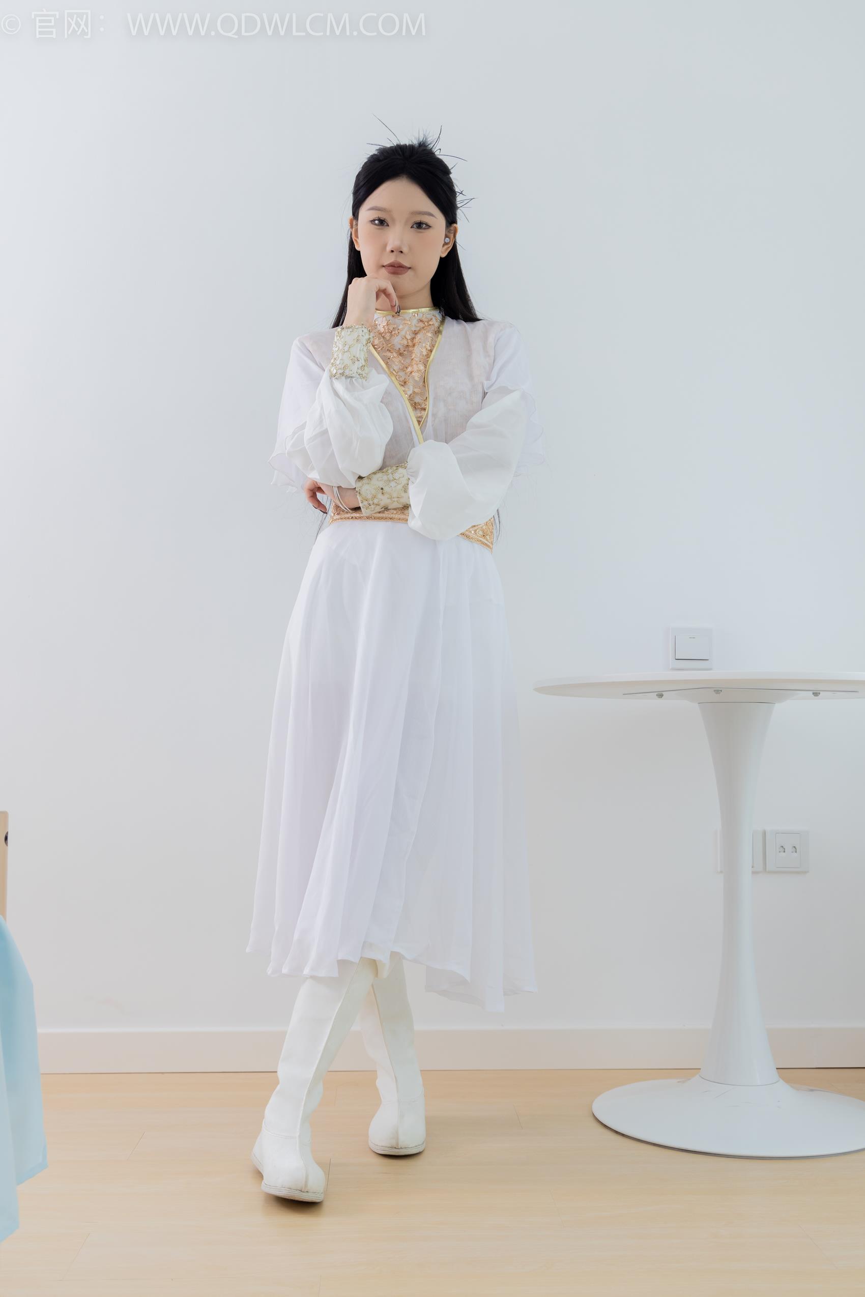 图片[2]-勿恋传媒 NO.1731 小竹-雪山飞狐[160P/1V/3.84GB]-美图