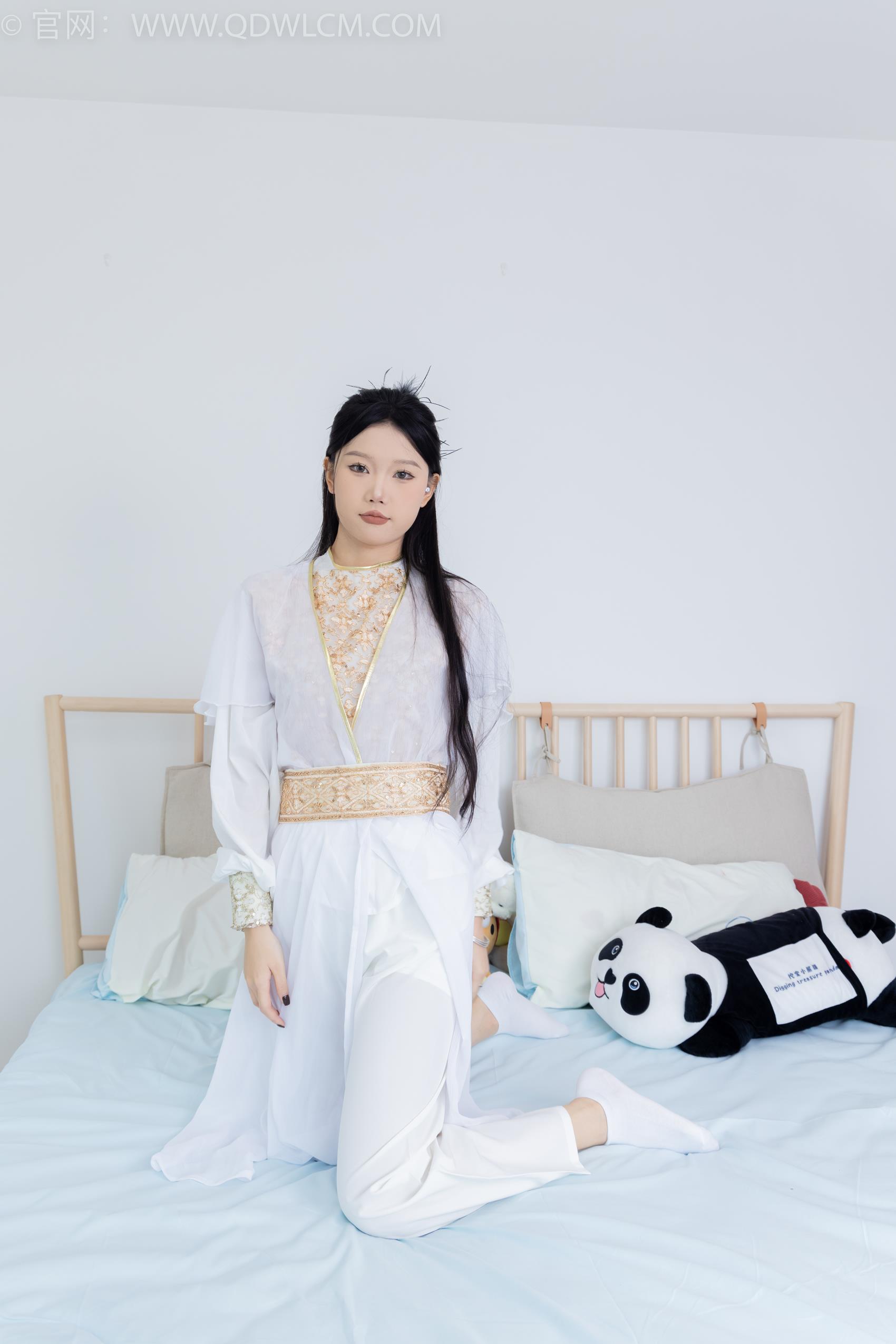 图片[4]-勿恋传媒 NO.1731 小竹-雪山飞狐[160P/1V/3.84GB]-美图