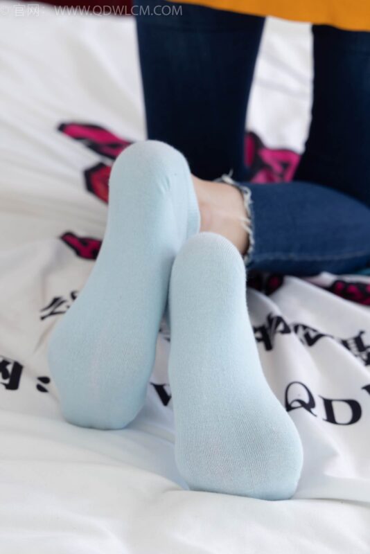 勿恋传媒 NO.1746 颜颜-橘子味的爱[165P/1V/3.67GB]-美图