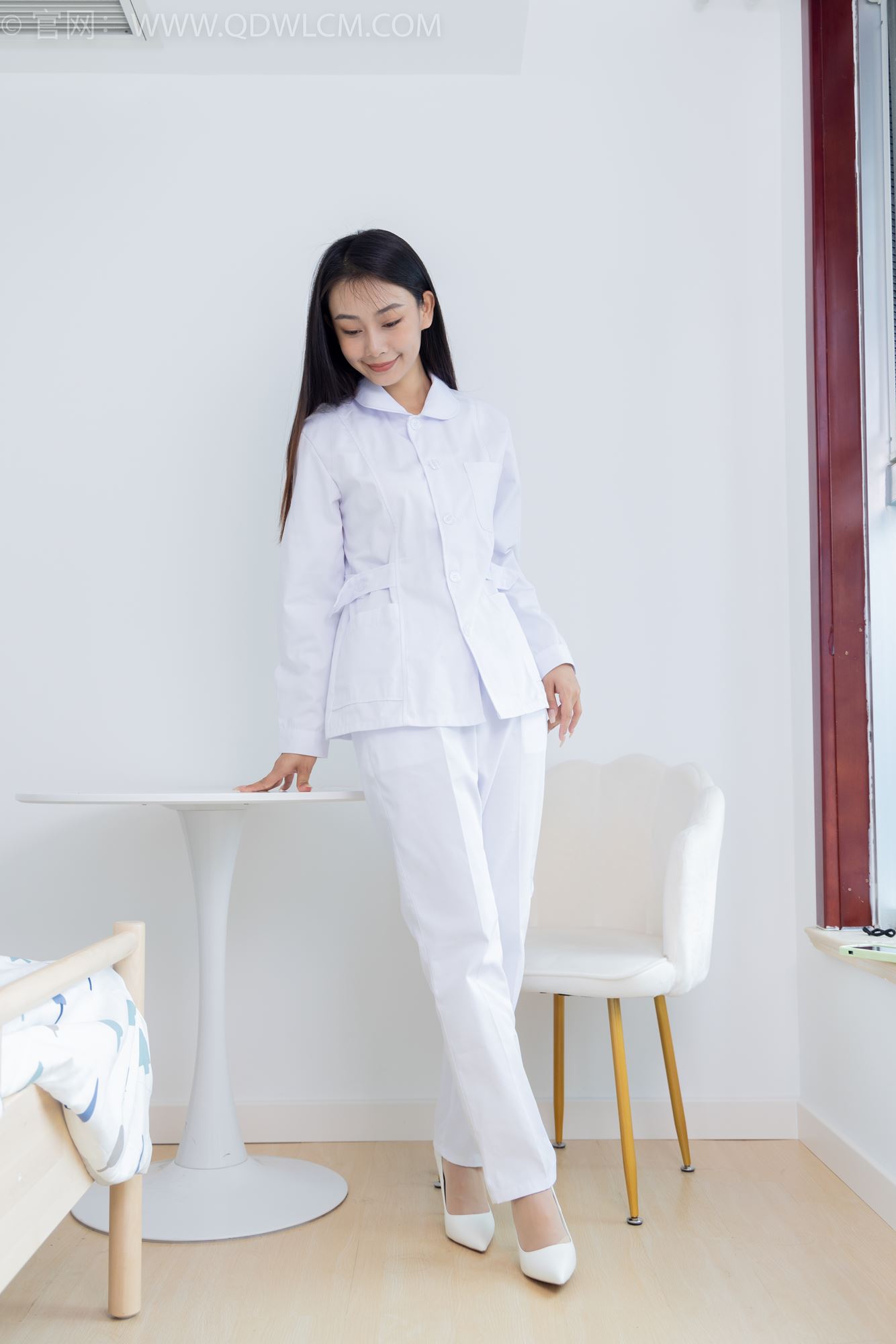 图片[2]-勿恋传媒 NO.1704 岚岚-勇敢说不[180P/1V/4.10GB]-美图