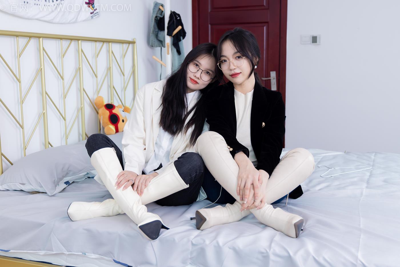 图片[3]-勿恋传媒 NO.1687 纱纱&颜颜-玻璃上的雨滴[150P/1V/5.51GB]-美图