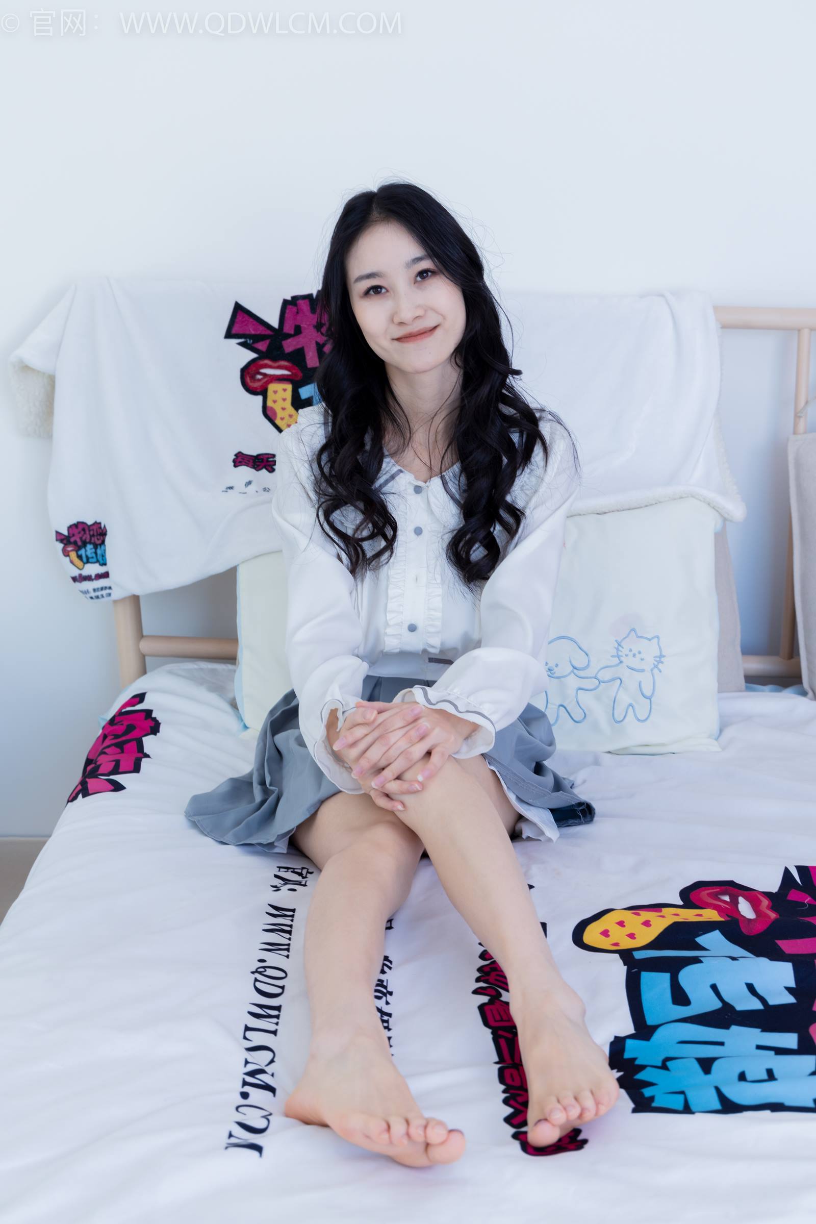 图片[1]-勿恋传媒 NO.1652 香香-新人驾到[153P/1V/3.56GB]-美图