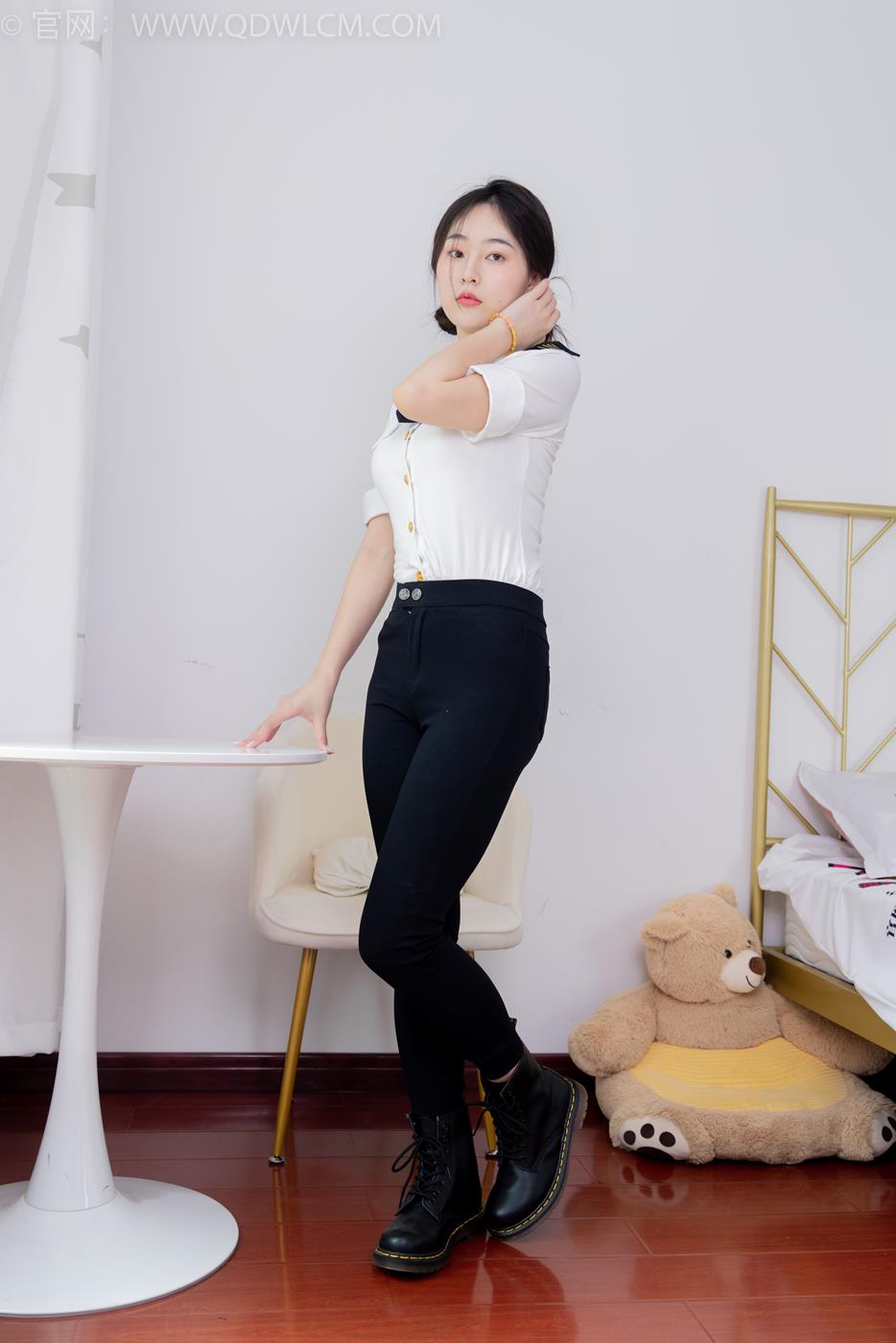 图片[2]-勿恋传媒 NO.1654 美兔-晚风吹人醒[169P/1V/3.94GB]-美图