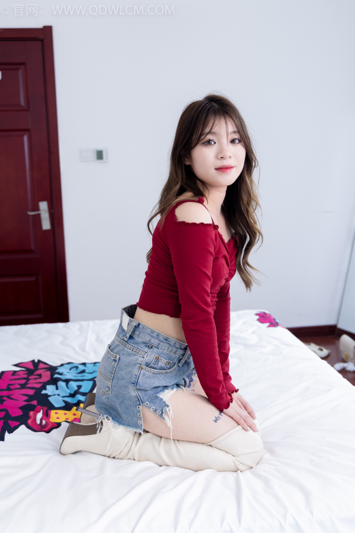 图片[1]-勿恋传媒 NO.1591 闪闪-娇艳玫瑰[174P/1V/4.14GB]-美图