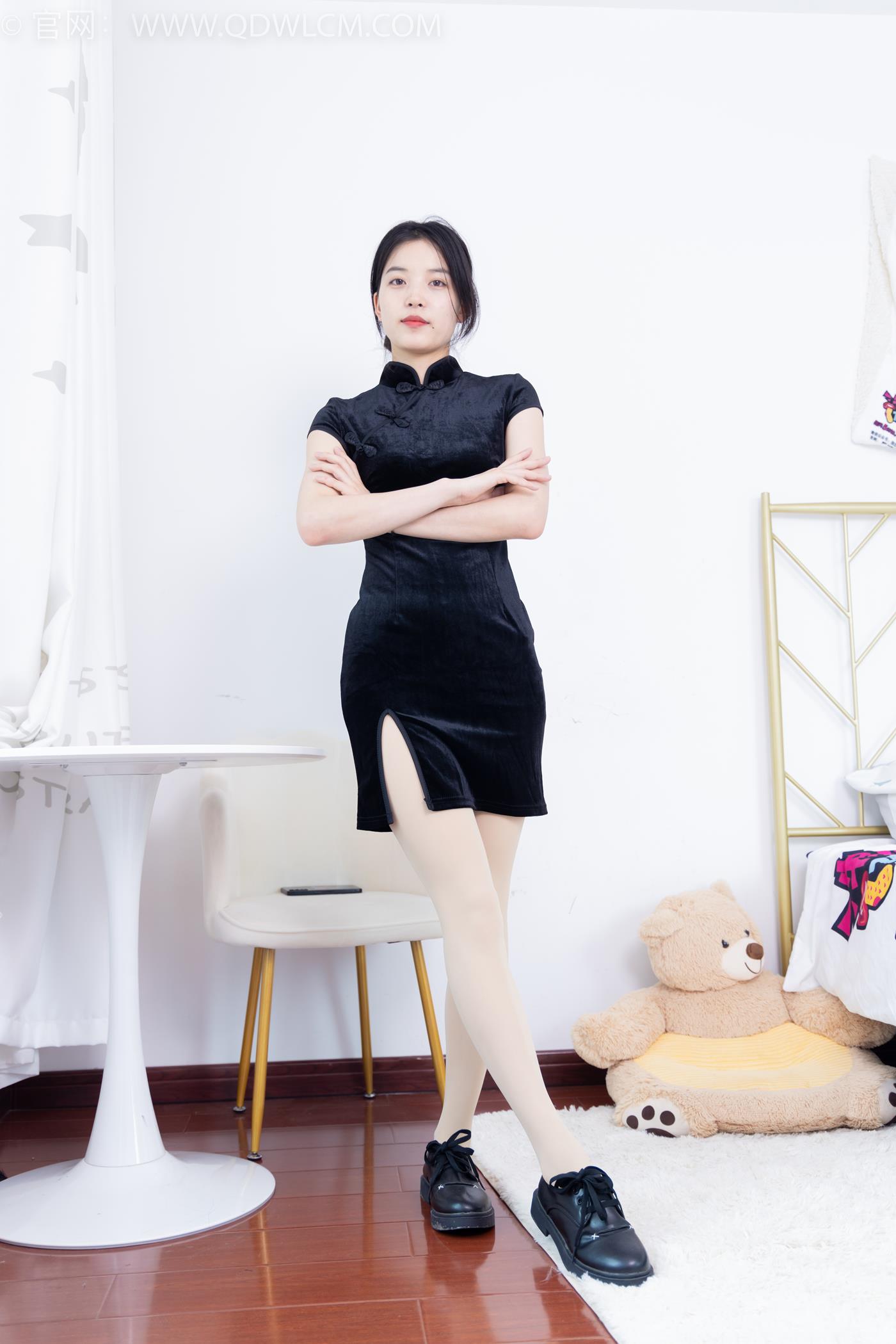 图片[2]-勿恋传媒 NO.1570 绒绒-一个人的悲喜[156P/1V/3.58GB]-美图