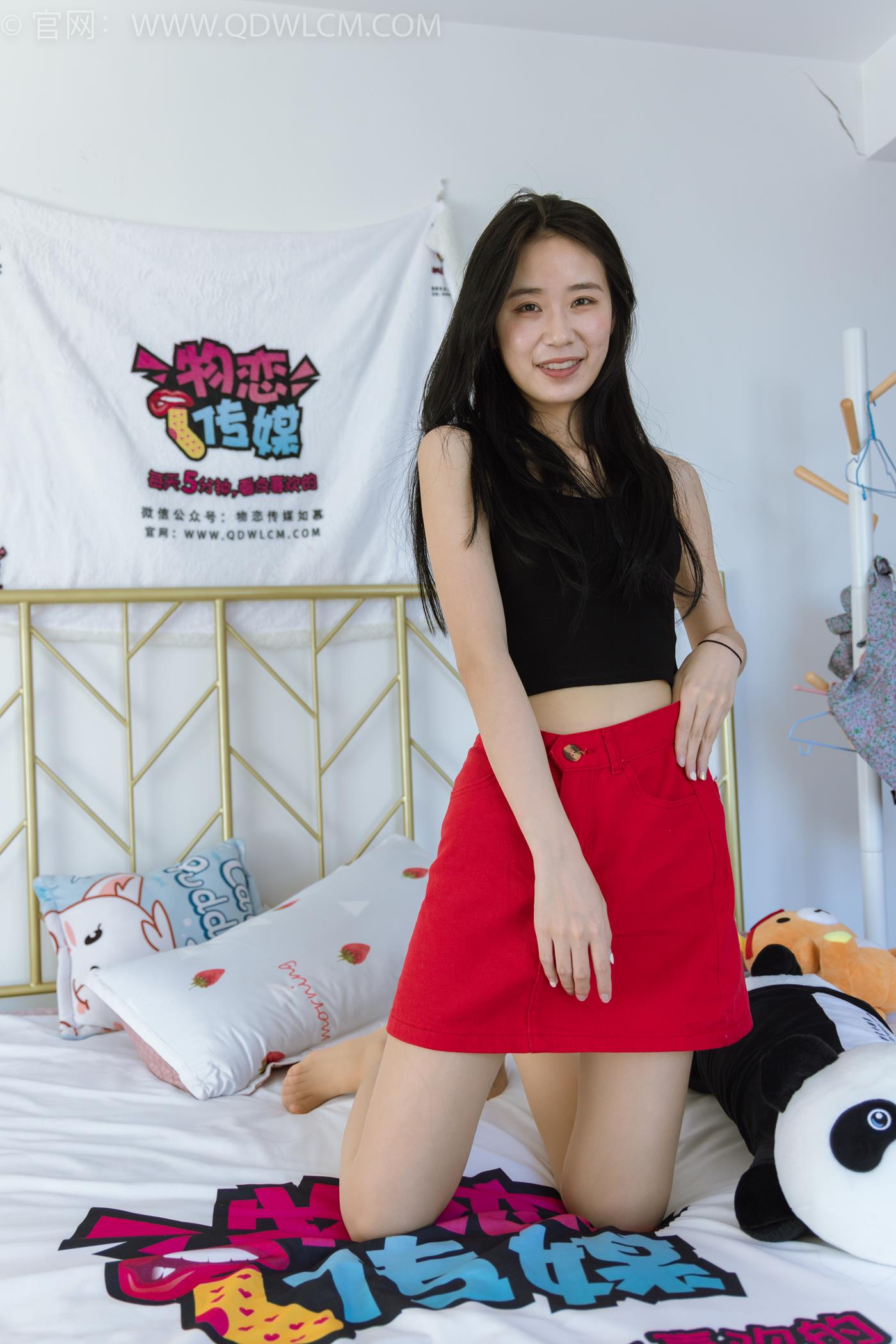 图片[1]-勿恋传媒 NO.1464 菜菜-红与黑[155P/1V/3.91GB]-美图