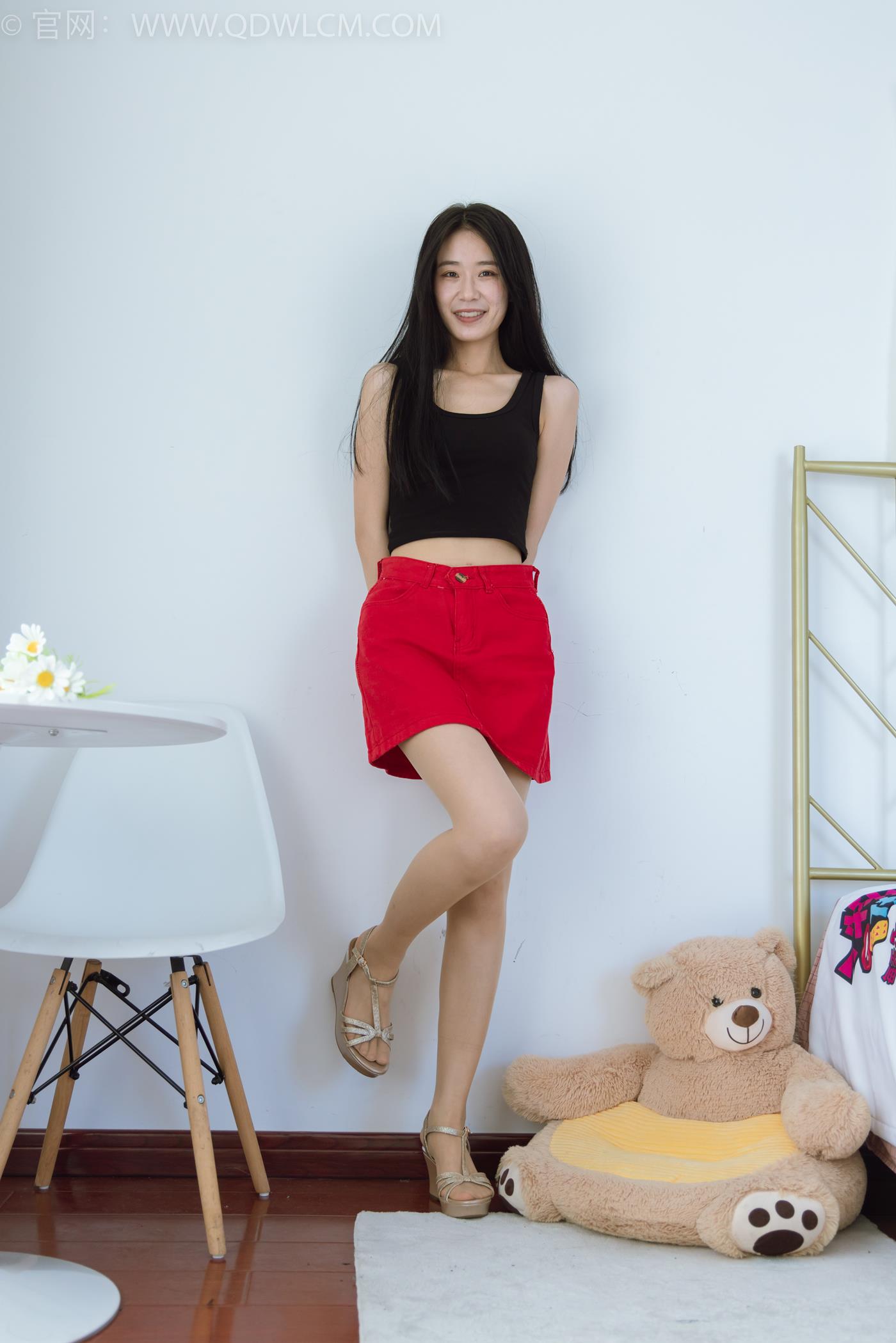 图片[2]-勿恋传媒 NO.1464 菜菜-红与黑[155P/1V/3.91GB]-美图