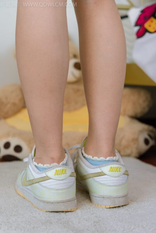 勿恋传媒 NO.1448 美兔-最美白月光[180P/1V/4.67GB]-美图