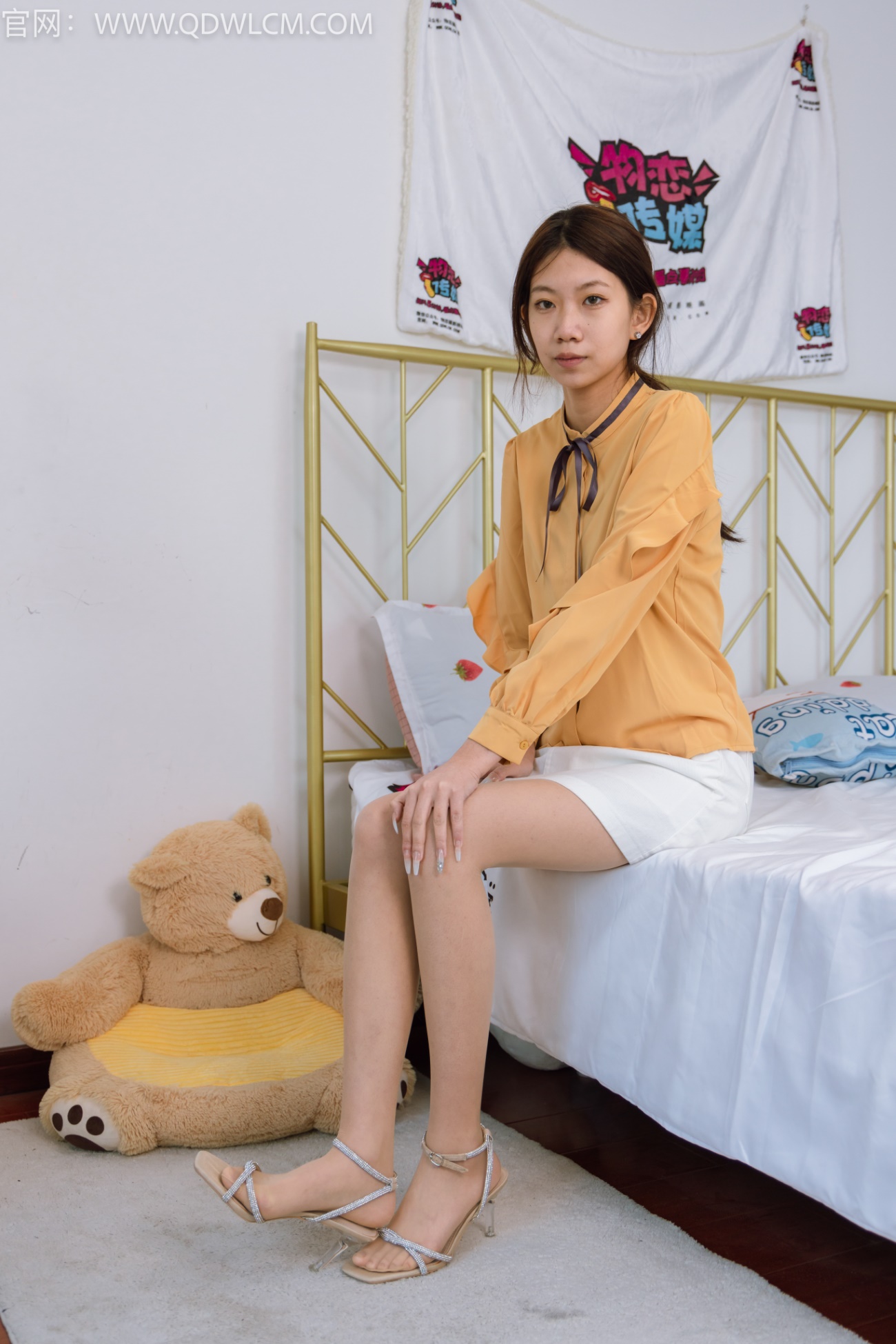 图片[2]-勿恋传媒 NO.1426 纤纤-晴空万里[140P/1V/6.40GB]-美图