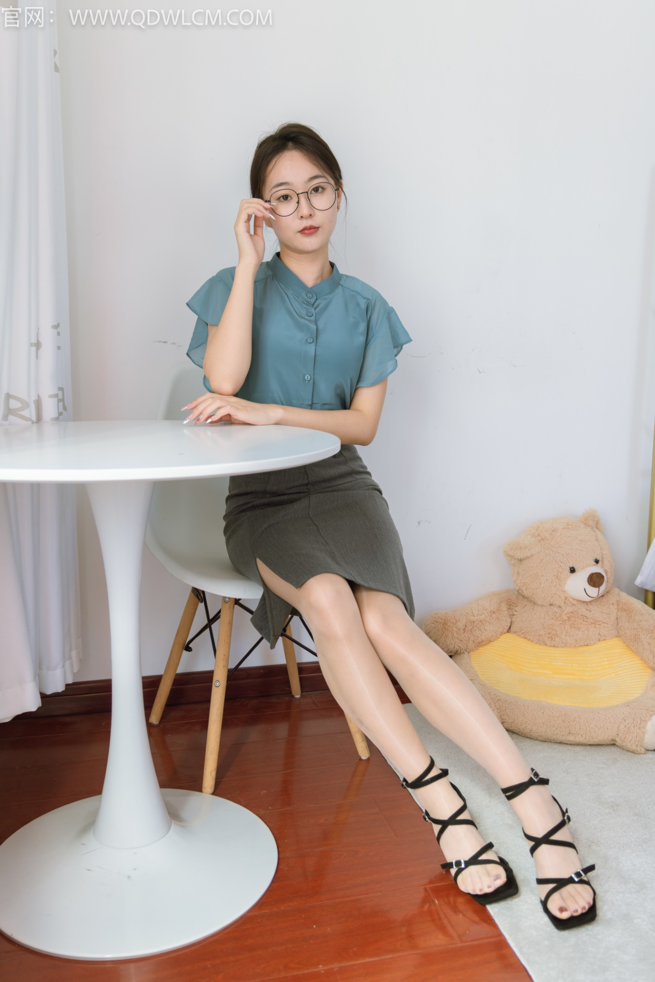 图片[2]-勿恋传媒 NO.1417 美兔-晚安晚安[142P/1V/6.24GB]-美图