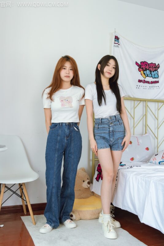 勿恋传媒 NO.1418 欢欢&乐乐-闺蜜午后[146P/1V/4.00GB]-美图