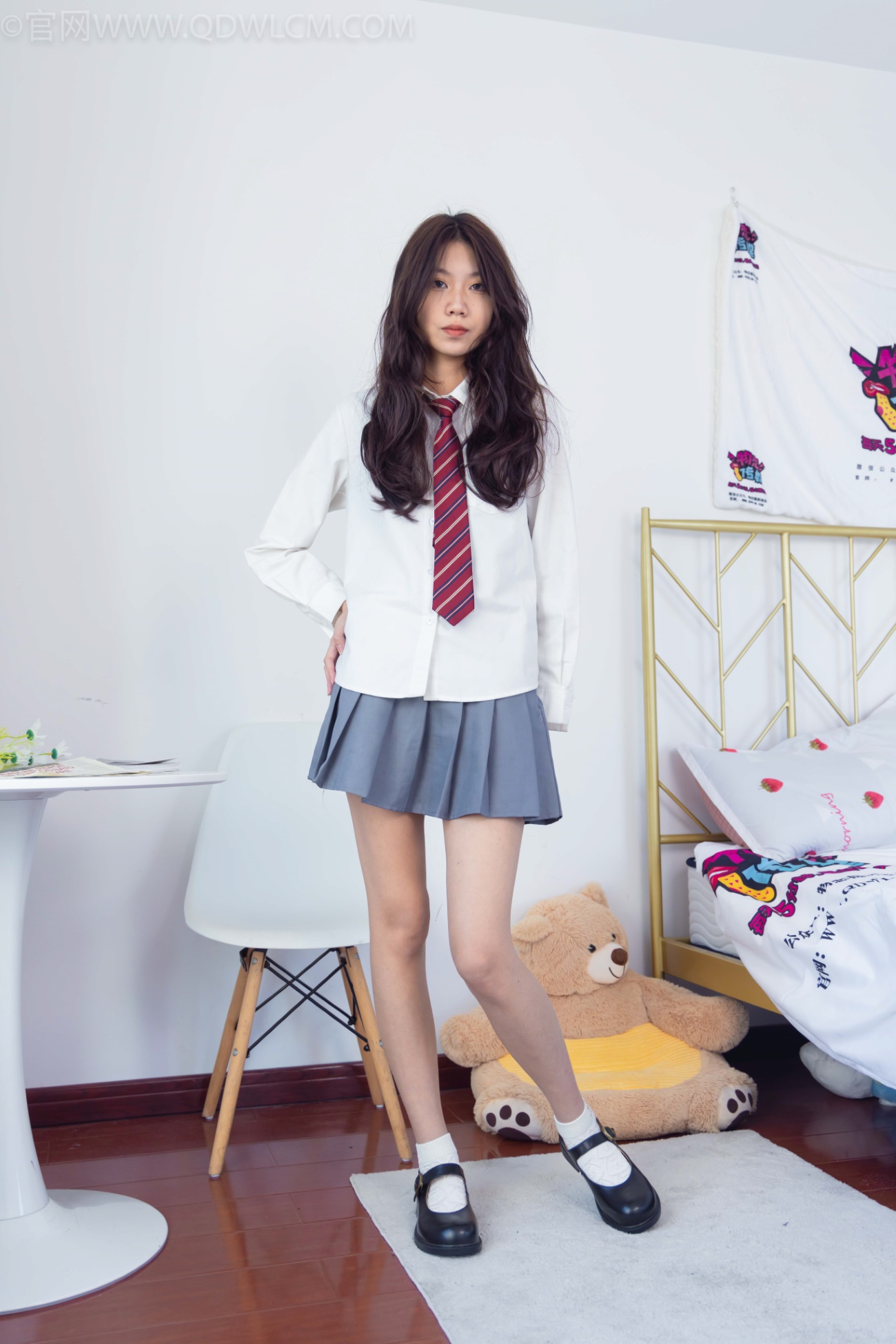 图片[1]-勿恋传媒 NO.1367 纤纤-阴雨连绵[150/1V/2.11GB]-美图