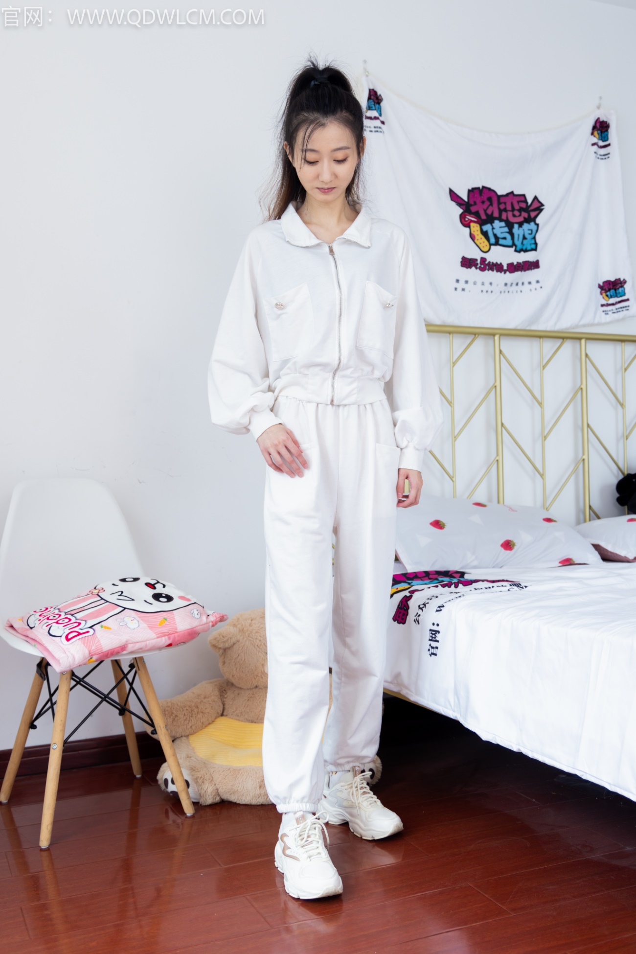 图片[1]-勿恋传媒 NO.1377 木木-神秘的森林[152P/1V/3.60GB]-美图