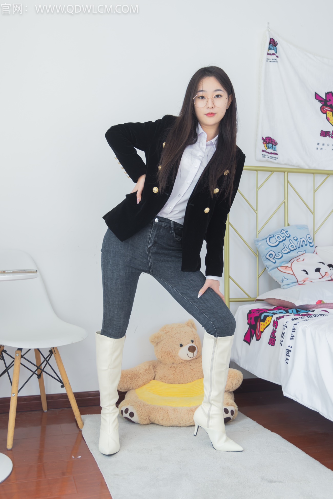 图片[1]-勿恋传媒 NO.1358 美兔-梦醒时分[158P/1V/3.24GB]-美图