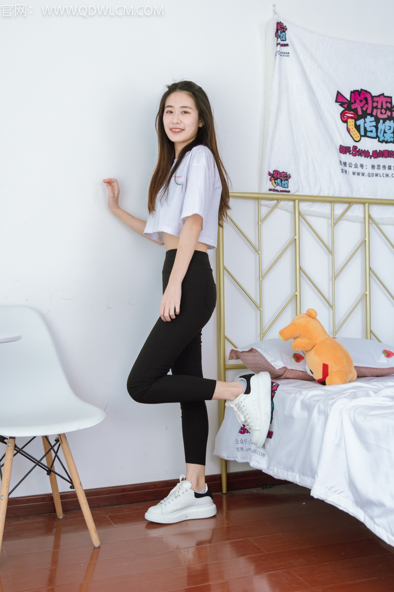 图片[1]-勿恋传媒 NO.1321 菜菜-末路狂花[150P/1V/3.88GB]-美图