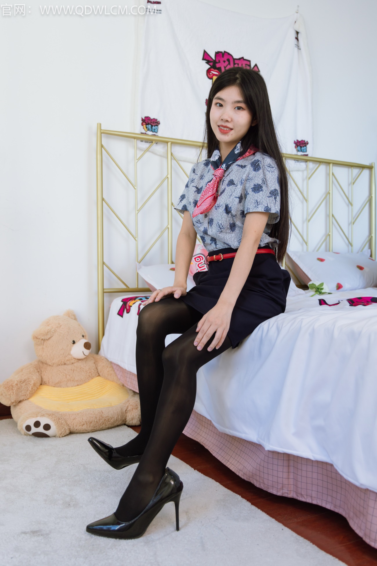 图片[1]-勿恋传媒 NO.1331 米米-等一场大雨[159P/1V/4.58GB]-美图