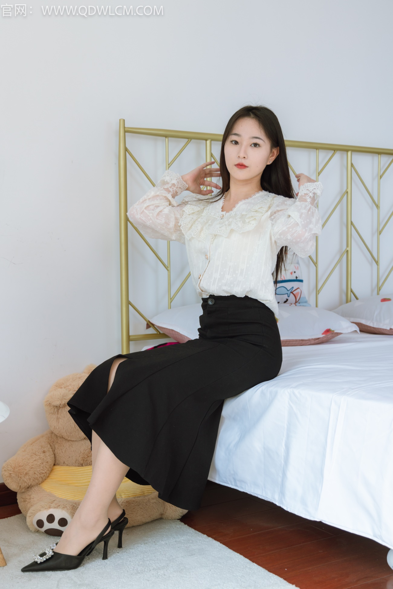 图片[1]-勿恋传媒 NO.1334 美兔-好久不见[150P/1V/3.71GB]-美图