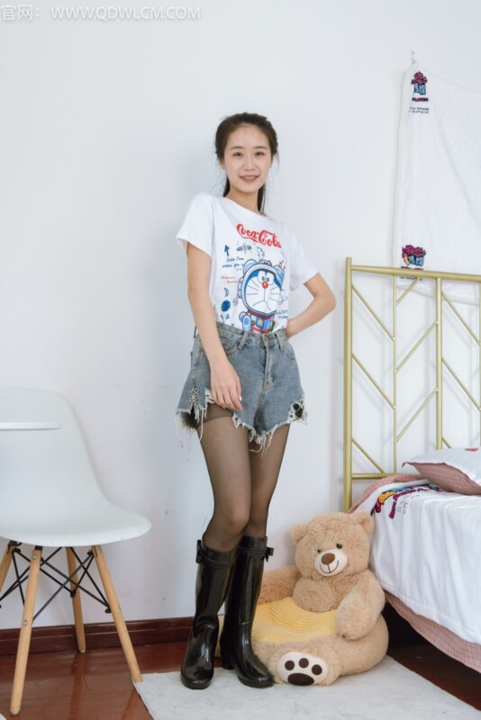 勿恋传媒 NO.1314 菜菜-人间秋色晚[149P/1V/4.48GB]-美图