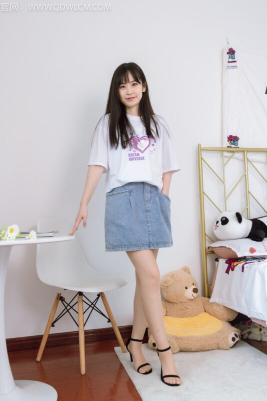 勿恋传媒 NO.1293 兮兮-等一朵花开[150P/1V/3.86GB]-美图