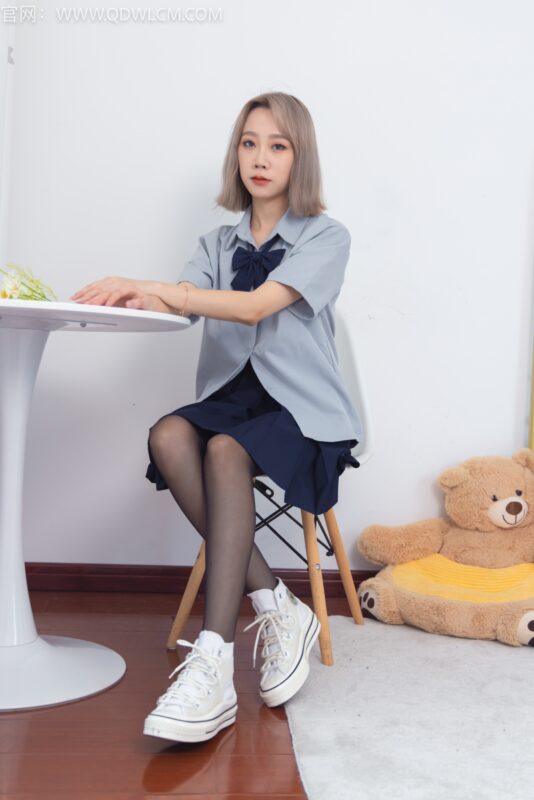 勿恋传媒 NO.1295 小艾-奔跑的小鹿[153P/1V/3.37GB]-美图