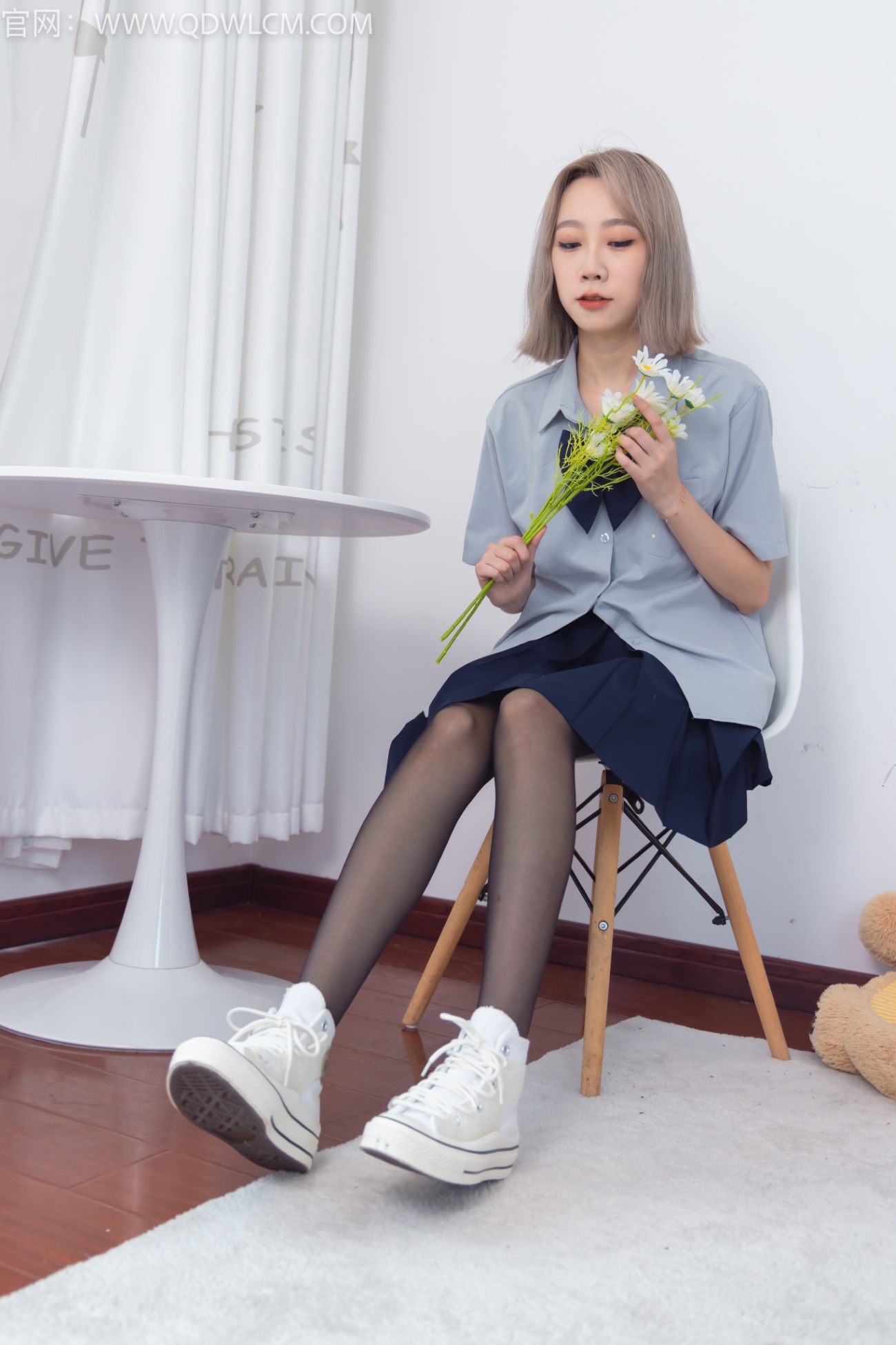 图片[2]-勿恋传媒 NO.1295 小艾-奔跑的小鹿[153P/1V/3.37GB]-美图