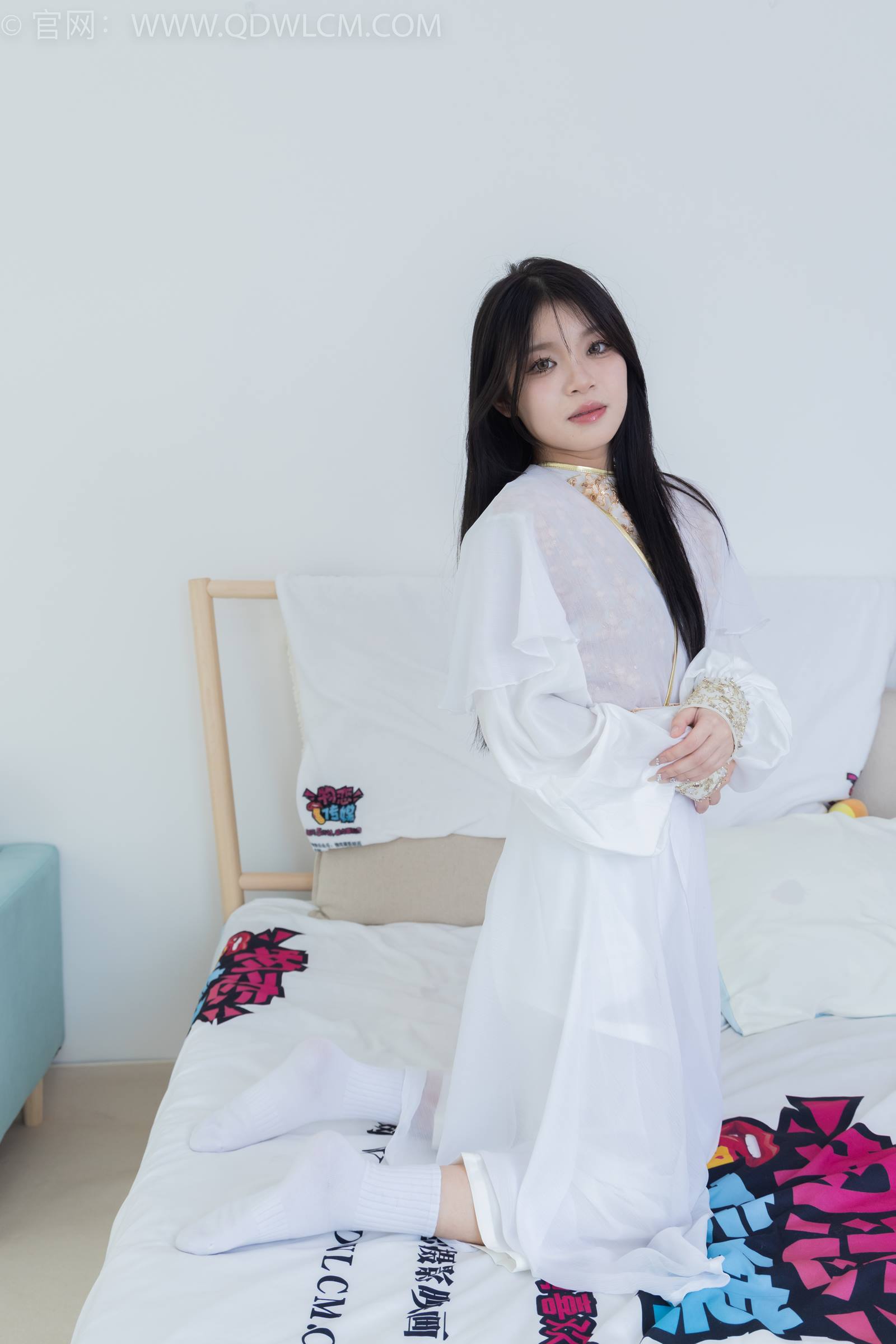 图片[1]-勿恋传媒 NO.1201 菜菜-青涩雏菊[180+1P/1.81GB]-美图