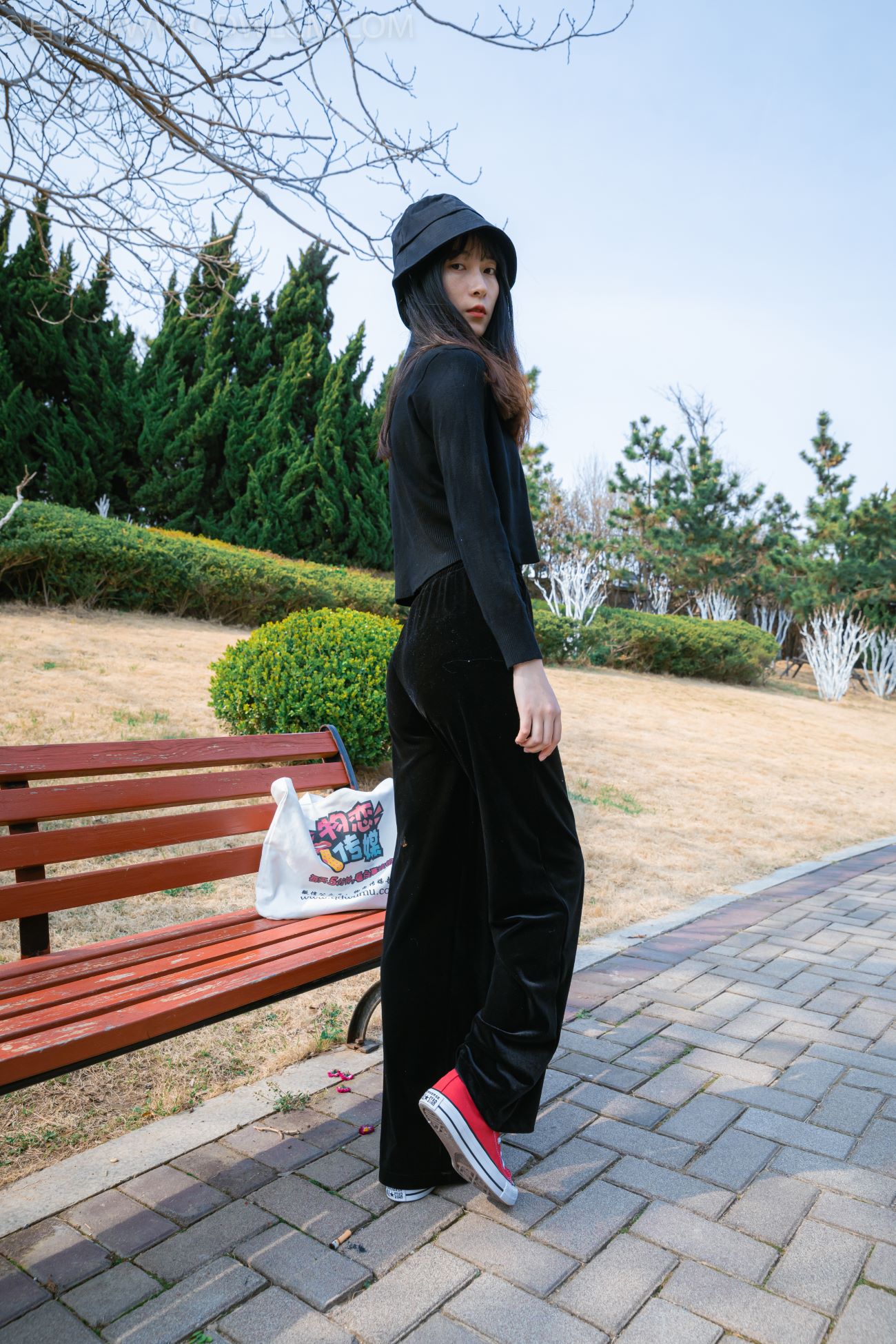 图片[1]-勿恋传媒 NO.1182 猫耳-户外时光[167+1P/4.37GB]-美图