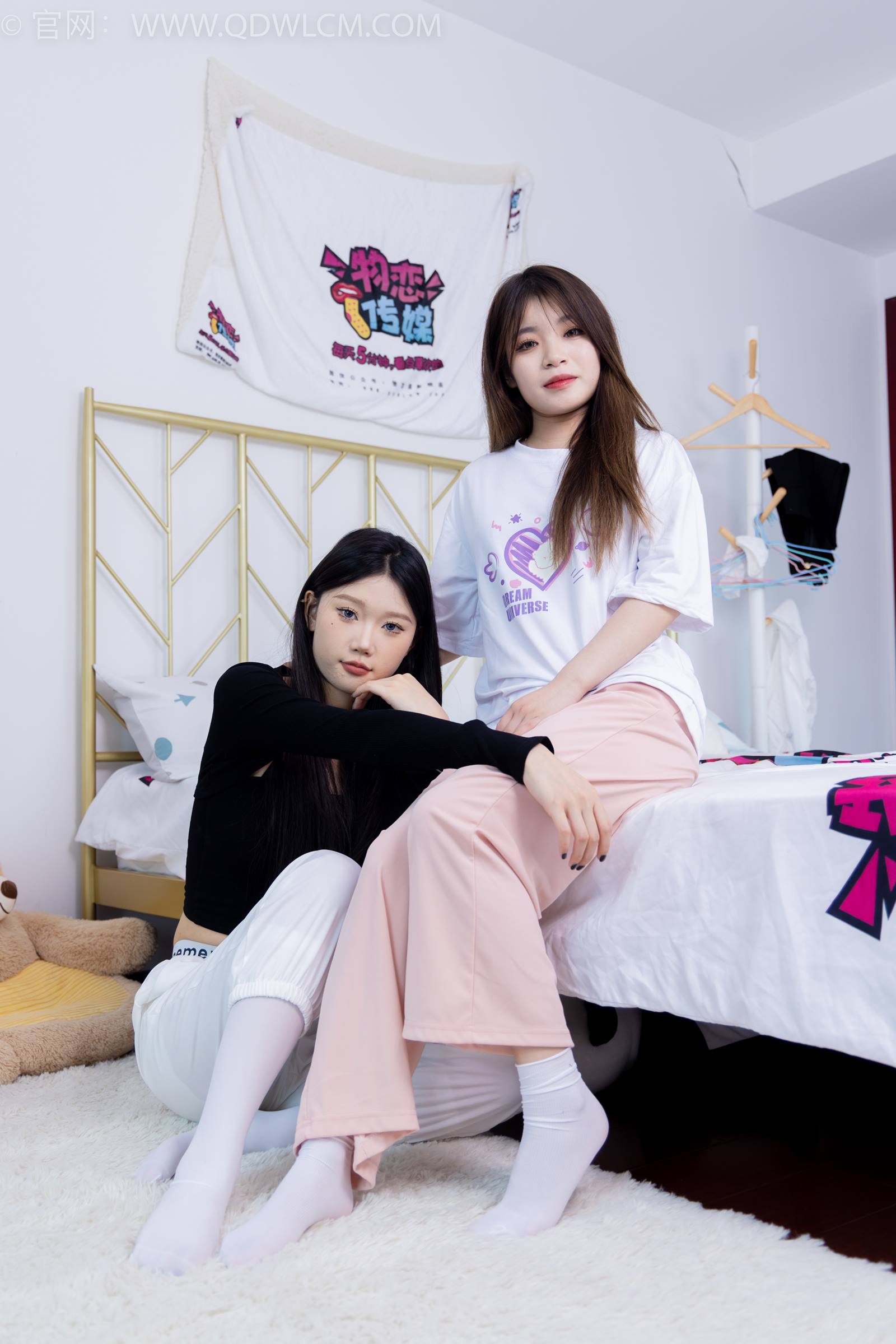 图片[2]-勿恋传媒 NO.1165 君君-彩色的梦[144P/1V/6.17GB]-美图