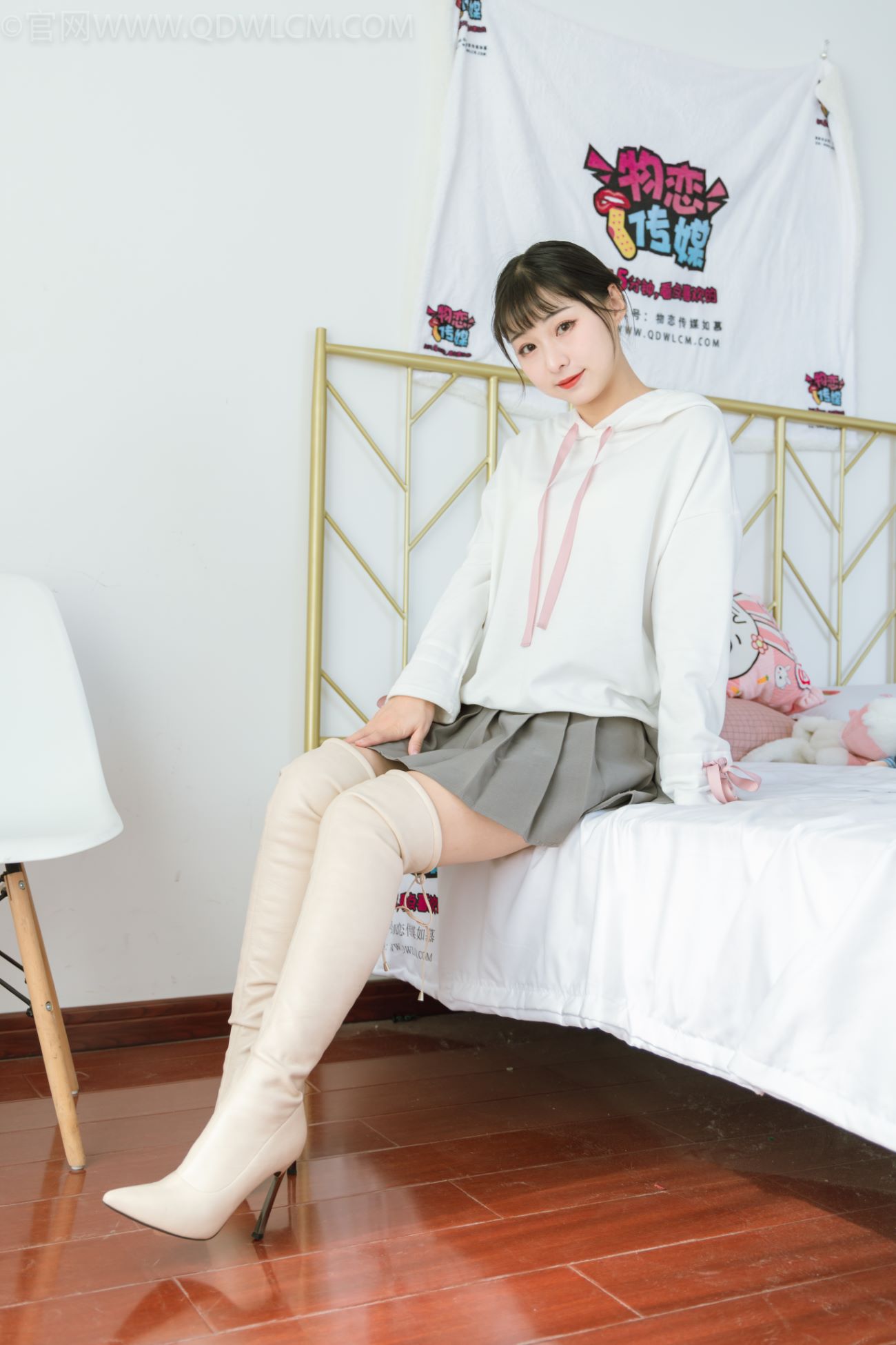 图片[4]-勿恋传媒 NO.1173 月心-白色月光[188P/1V/4.42GB]-美图